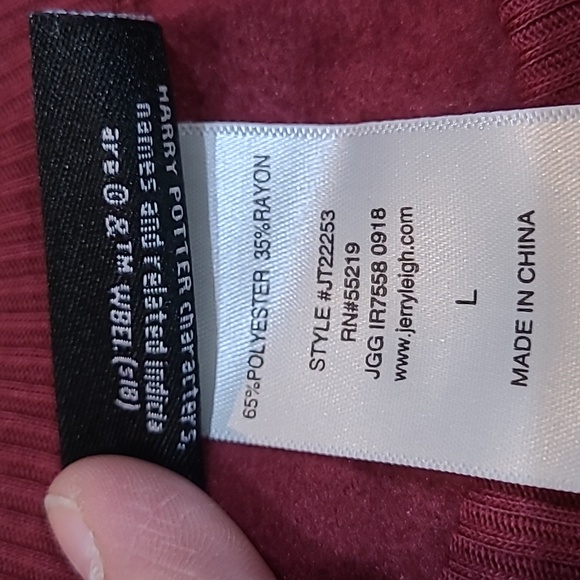 Harry Potter women's size large sweater - Picture 6 of 6